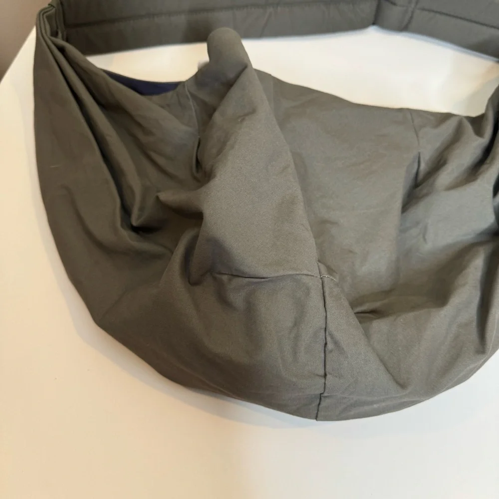 SlowTon Hands-Free Padded & Adjustable Sling Dog & Cat Carrier
